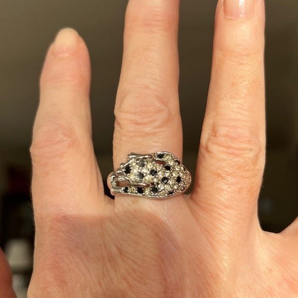 Silver Rhinestone Ring - Picture 6 of 7